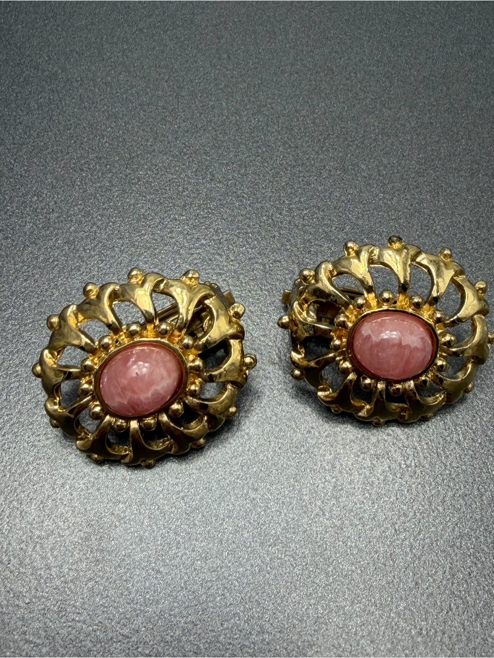 Vintage Butler Clip-On Earrings #356se